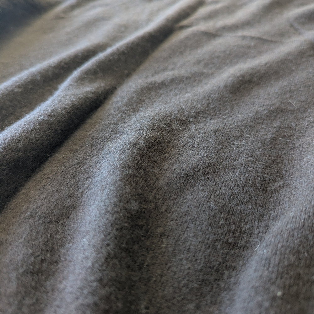 Uniqlo Brown Cashmere Sweater - Picture 5 of 9